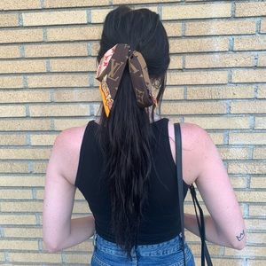 Louis Vuitton Reversible Ultimate Monogram Bandeau Scarf